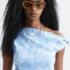 Asymmetrisk midikjole med paisley-mønster Asymmetrisk midikjole med paisley-mønster