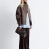Asymmetrisk ulljakke Asymmetrisk ulljakke