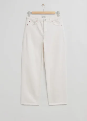 Avslappede, koniske Jeans