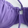 Bikinitopp med bue-detalj og bøyle