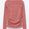 Blomstret topp med rynker Blomstret topp med rynker