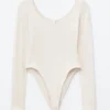 Bodysuit med rund hals Bodysuit med rund hals