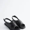 Crossover-sandaler i skinn Crossover-sandaler i skinn