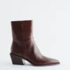 Elegante cowboystøvler i skinn