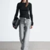 Jeans med nitter og vide jeans Jeans med nitter og vide jeans
