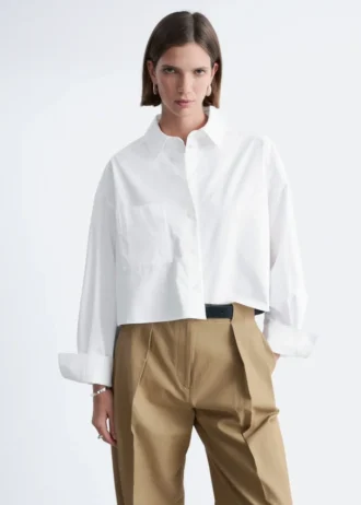 Kort oversized bomullsskjorte