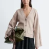 Kort strikket cardigan Kort strikket cardigan