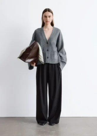 Kort strikket cardigan