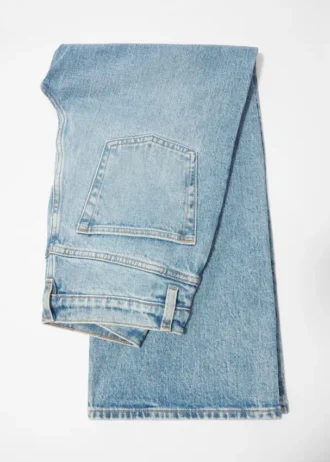 Korte jeans med vide jeans