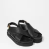 Kryss-og-tvers-sandaler i skinn
