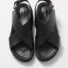 Kryss-og-tvers-sandaler i skinn