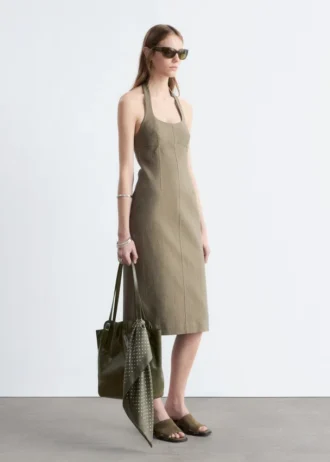 Midi-kjole med halterneck