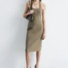 Midi-kjole med halterneck
