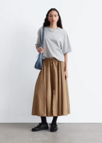 Minimalistiske skinnsneakers