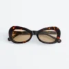 Ovale solbriller i cat-eye-stil Ovale solbriller i cat-eye-stil