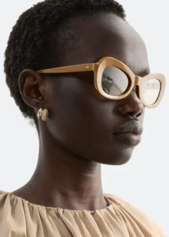 Ovale solbriller i cat-eye-stil