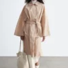 Oversized trenchcoat med nålestriper Oversized trenchcoat med nålestriper