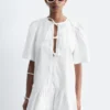 Peplum-minikjole