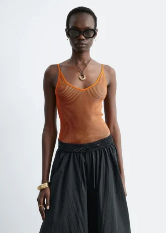 Ribbestrikket camisole
