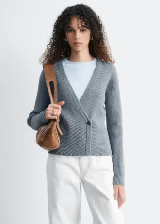 Ribbestrikket Cardigan