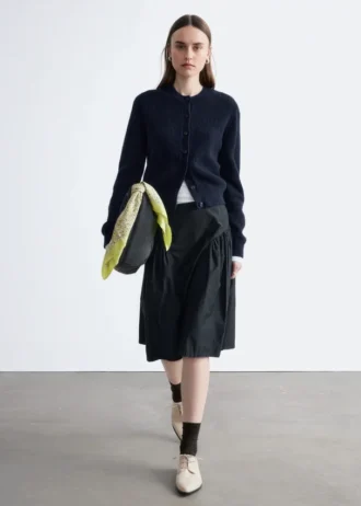 Ribbestrikket cardigan