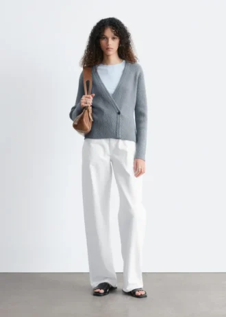 Ribbestrikket Cardigan