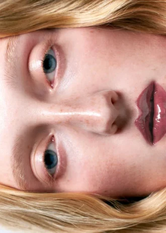 Rosy Clue Satin Lip Colour