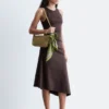 Ruche asymmetrisk midikjole Ruche asymmetrisk midikjole