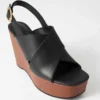 Sandaler med kilehæl i skinn Sandaler med kilehæl i skinn