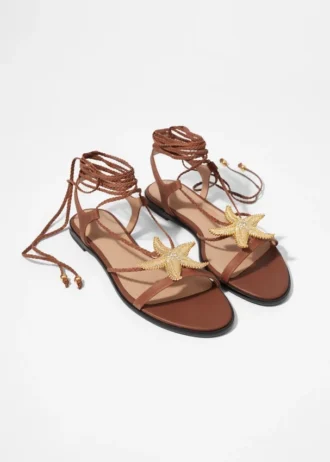 Sandaler med pynt