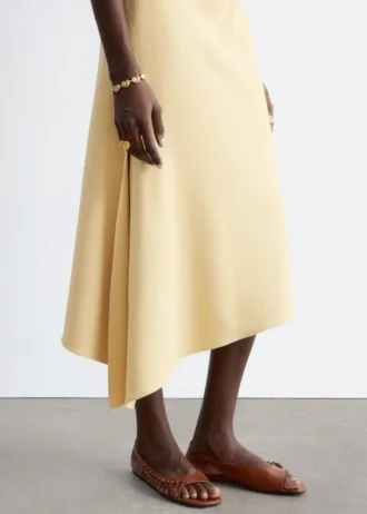 Sandaler med slingback i skinn