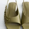 Sandaler med slingback i skinn