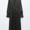 Satin Midi-skjortekjole Satin Midi-skjortekjole