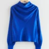 Satinbluse med krage Satinbluse med krage