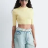 Slim-fit kort T-skjorte
