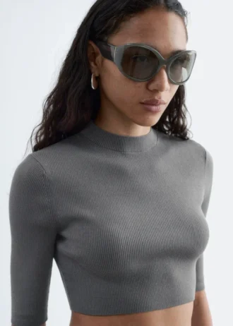 Slim-fit kort T-skjorte