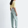 Slim-fit kort T-skjorte