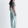 Slim-fit kort T-skjorte
