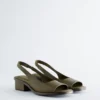 Slingback-sandaler i nappaskinn Slingback-sandaler i nappaskinn