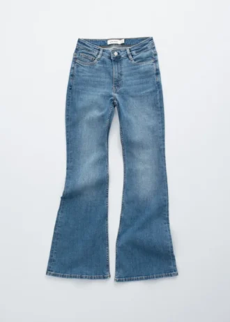 Smal bootcut-Jeans med lav midje Smal bootcut-Jeans med lav midje