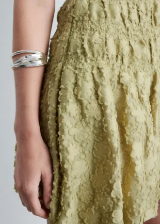 Skulpturelt mansjettarmbånd