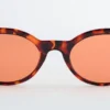 Solbriller med oval ramme Solbriller med oval ramme