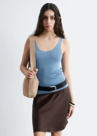 Strikket tank-top med rund hals