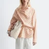 Stripet bluse med krage Stripet bluse med krage