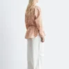 Stripet bluse med krage Stripet bluse med krage
