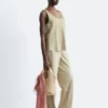 Tank-top med rund hals Tank-top med rund hals