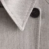 Trenchcoat i bomull og ull med bindebelte
