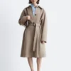 Trenchcoat med belte i ull Trenchcoat med belte i ull