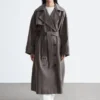 Trenchcoat med dobbeltspent Trenchcoat med dobbeltspent