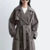 Trenchcoat med dobbeltspent Trenchcoat med dobbeltspent